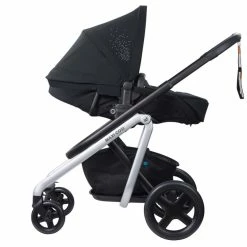 Maxi Cosi Lila Stroller -Baby Jogger shop 019593 Lila Nomad Black bassinet side min 38760.1643694749
