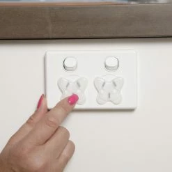 Dreambaby Butterfly Outlet Plug 10 Pack -Baby Jogger shop 21005308 3 40021.1645054630