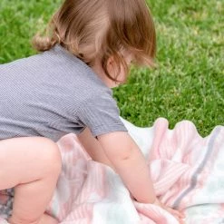 Weegoamigo Huggee Woven Blanket Kimmy Koala -Baby Jogger shop 22000213 7 36360.1653964883