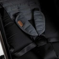 Edwards & Co Otto Stroller - Black Luxe -Baby Jogger shop edwards co otto black lux limited stock 19871617843351 70121eed 9fb0 4993 bbb1 02ef5b565971 700x 18042.1656581532