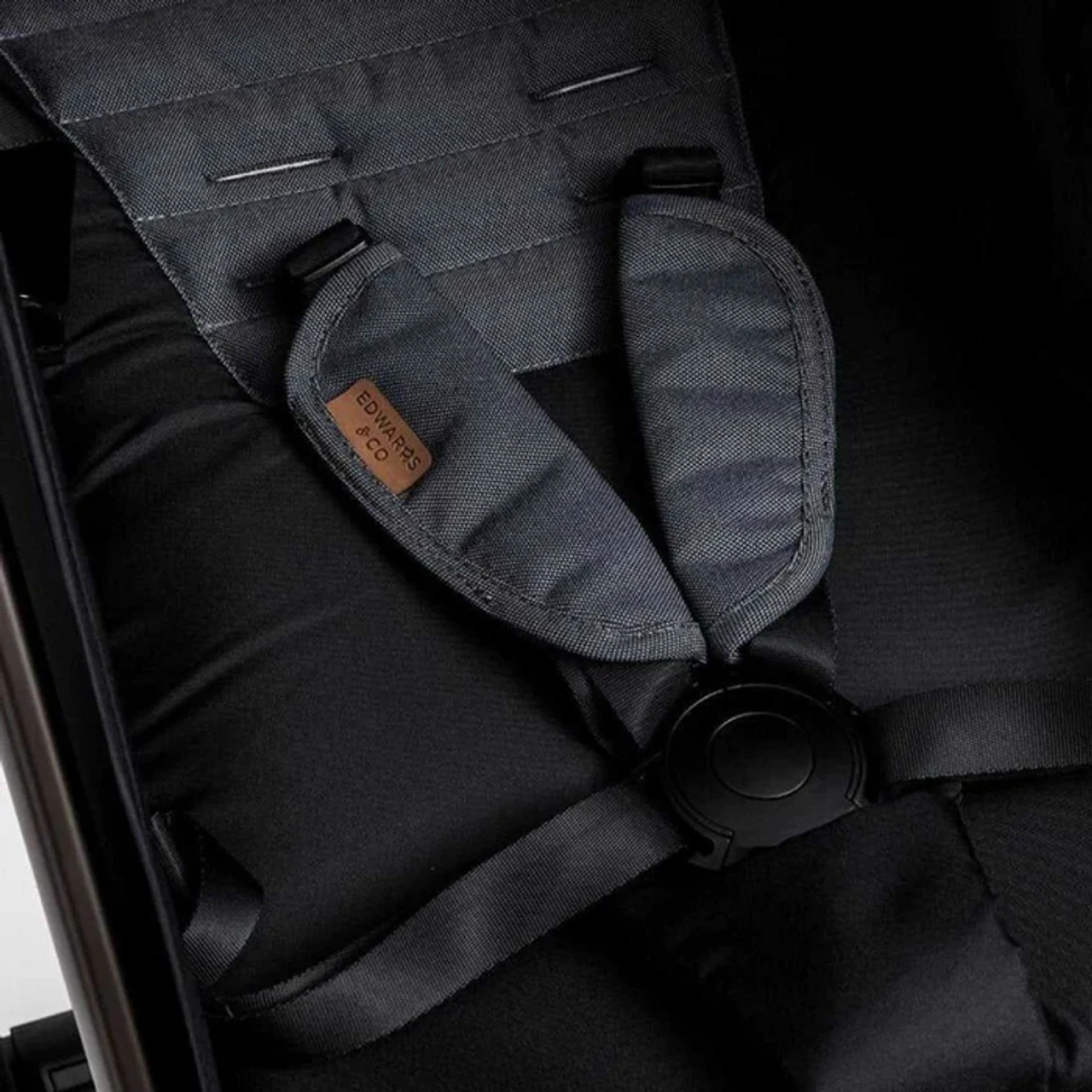 Edwards & Co Otto Stroller - Sand 6 Edwards & Co Otto Stroller - Sand - Image 4